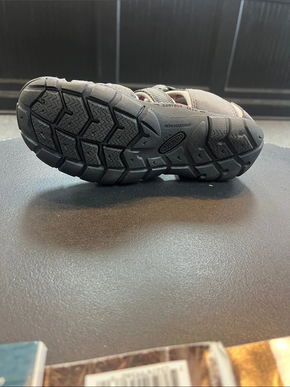 BRAND NEW Keen Kids Grey and Red Closed-Toe Sport Sandal